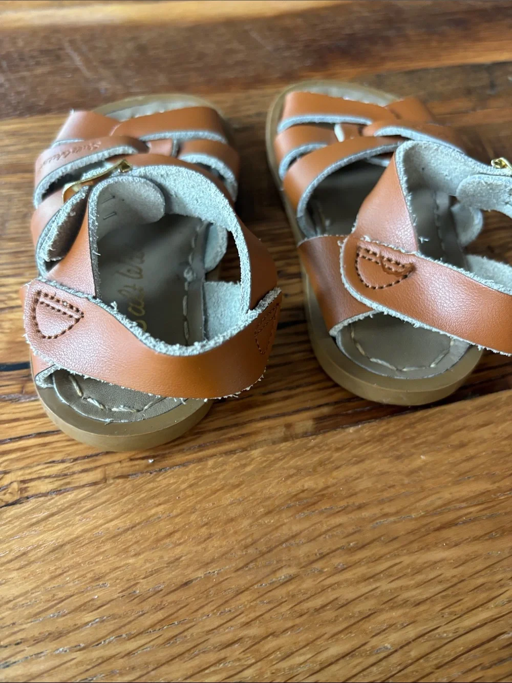 Salt Water Sandals by Hoy questions leave